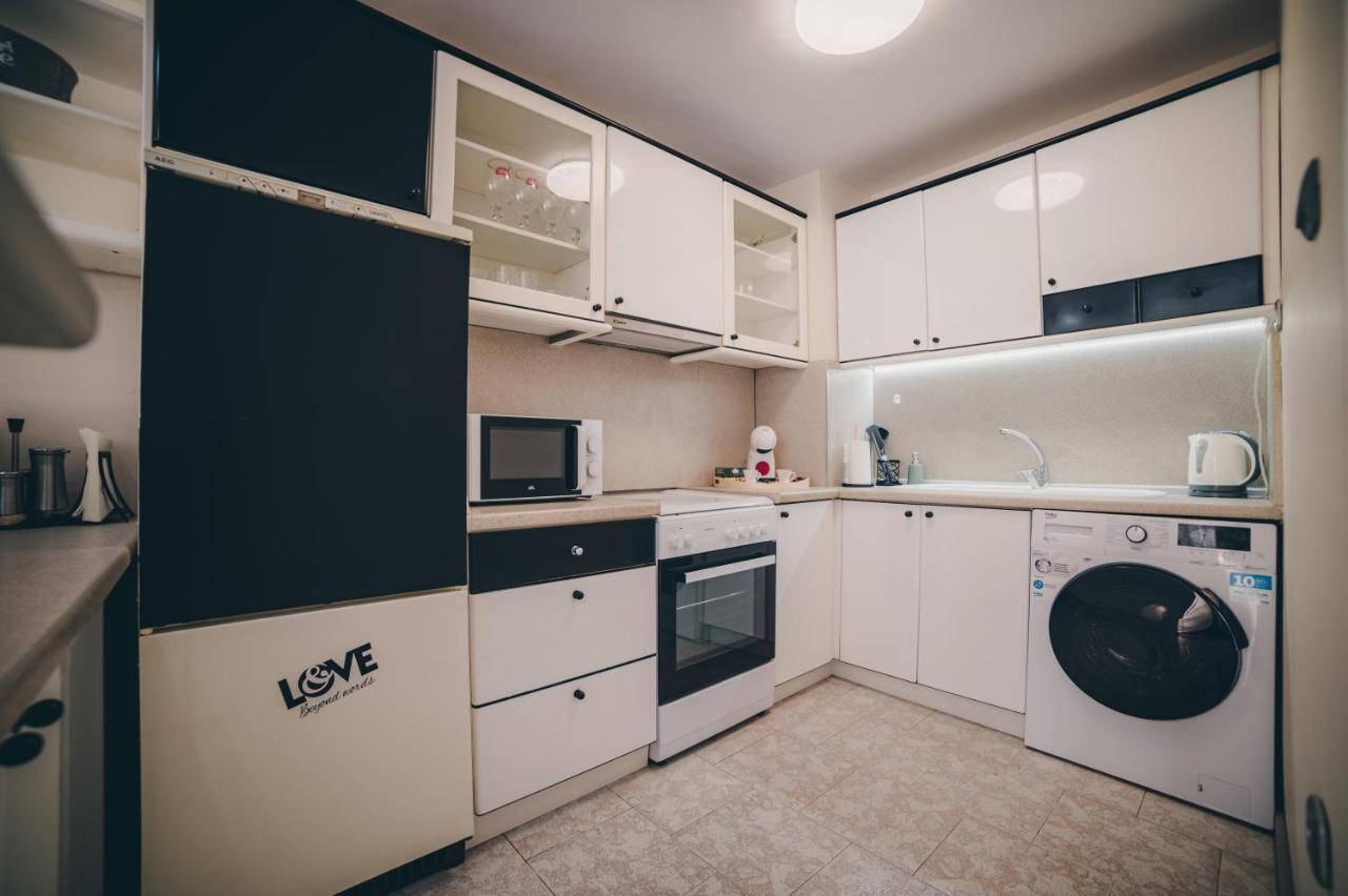 Unbeatable Location: New & Comfy Apartment Varna Exterior photo